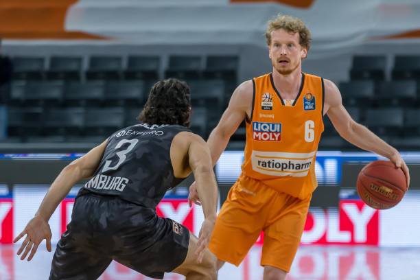 优化战术配 优化战术配