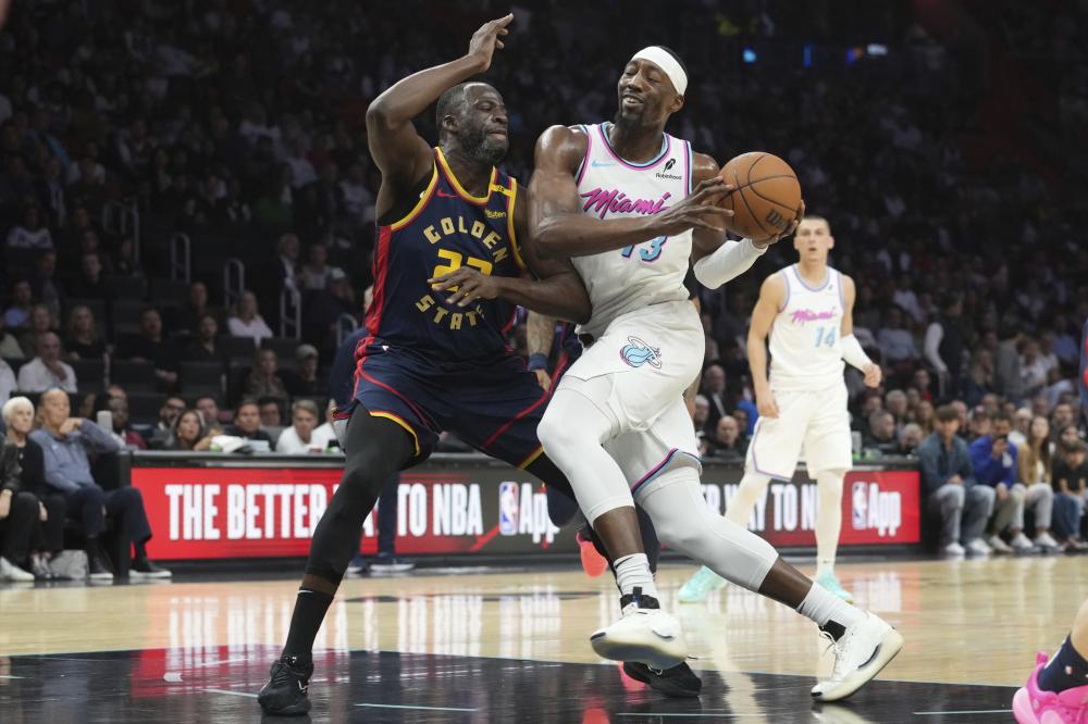 助球队拉开 助球队拉开