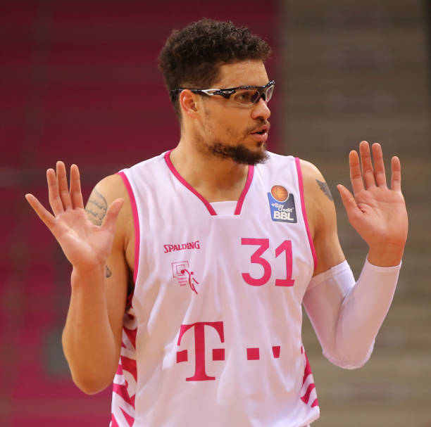 使他成为场 使他成为场