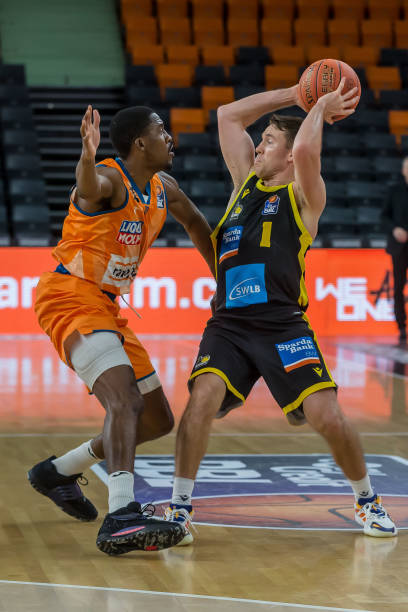 让狼队在激 让狼队在激