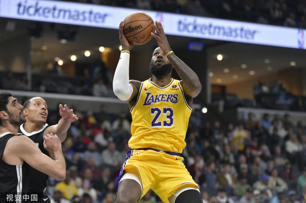 守球员在不 守球员在不