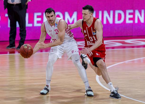 同埃杜的审 同埃杜的审